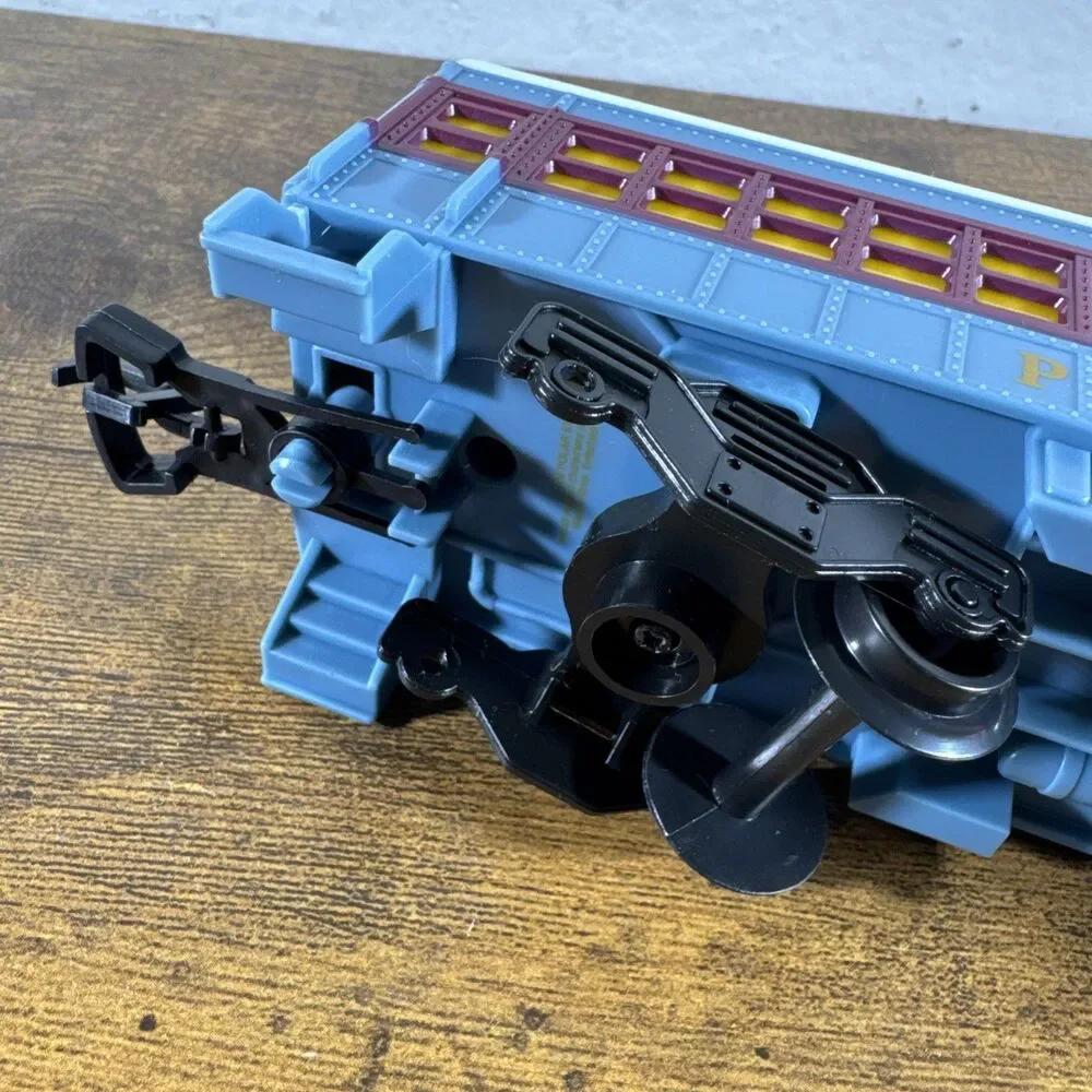Lionel 7-11925 Polar Express Replacement Observation Car For Parts Missing Wheel